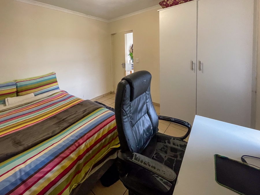 2 Bedroom Property for Sale in Parklands Western Cape